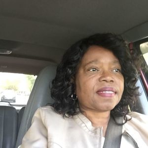 Meet your Posher, Annie